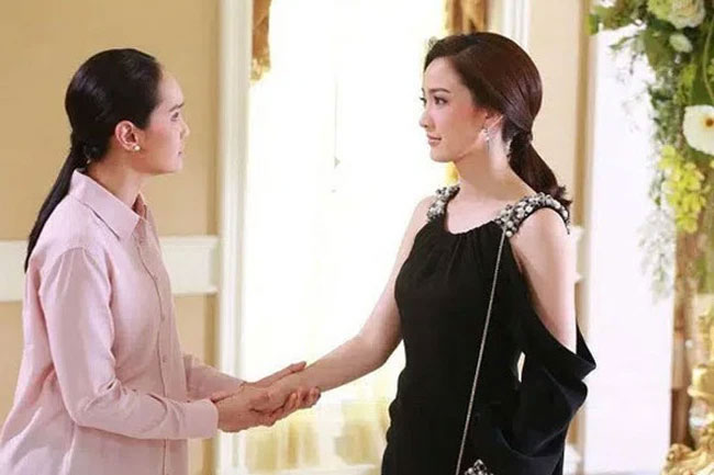 Nhà tôi có chị giúp việc đẹp gái nhưng quá khứ đầy bất ổn-1