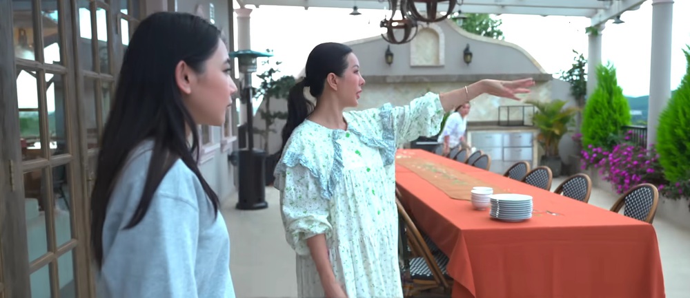 Hoa hậu Thu Hoài tiết lộ biệt thự có quản gia riêng: Chỉ tính tiền xây dựng cũng là 2 triệu đô-4