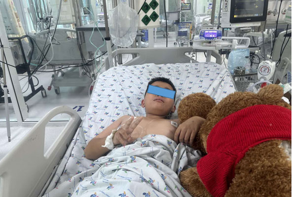 Bé trai 11 tuổi treo cổ tự tử vì bị nghi ngờ lấy tiền của bạn-1