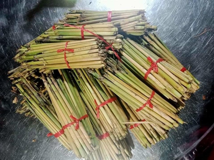 Loại sâu đếm con tính tiền”, dân buôn có ngày bán hàng nghìn con-2