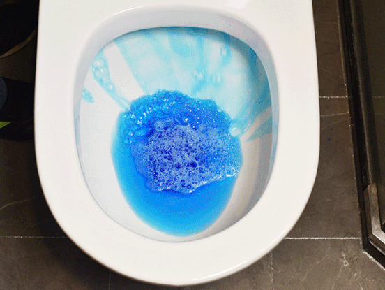 Nhờ 3 thứ này, bồn cầu nhà tôi lúc nào cũng sáng choang như mới, chẳng còn mùi í ẹ dù không thường xuyên lau rửa-4