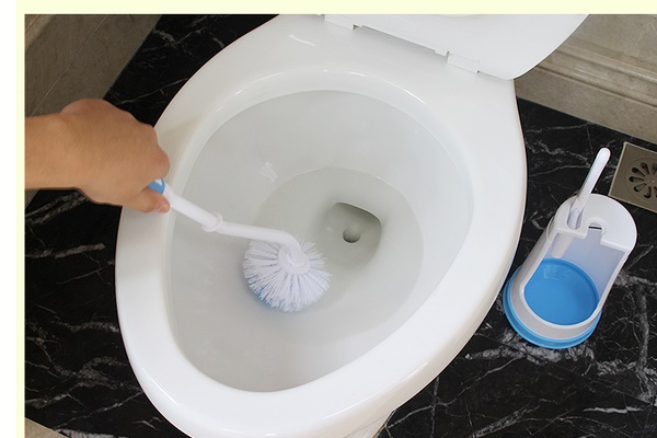 Rửa thịt gà sống trực tiếp dưới vòi nước đúng hay sai?-3