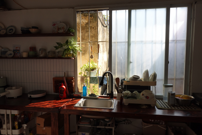 Cải tạo căn nhà tập thể 60m2 thành penthouse: Tự tay làm mọi thứ, chỉ tốn 3 triệu sửa phòng bếp và khách-7