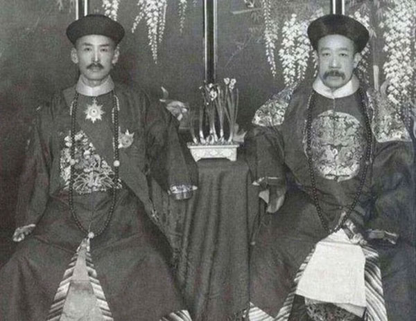 Nhà Thanh sụp đổ, 20.000 con cháu hoàng tộc đã đổi thành họ gì để hòa nhập vào thời đại mới?-2