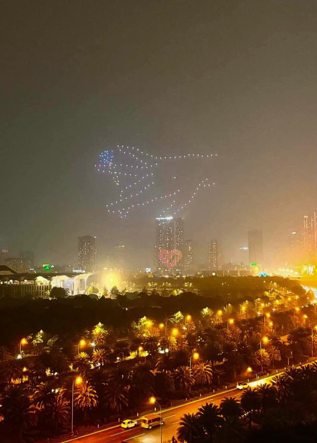 200 thiết bị đặc biệt chờ sẵn ở bãi đáp trực thăng cho màn cầu hôn tại Hà Nội: Hé lộ chi phí-2