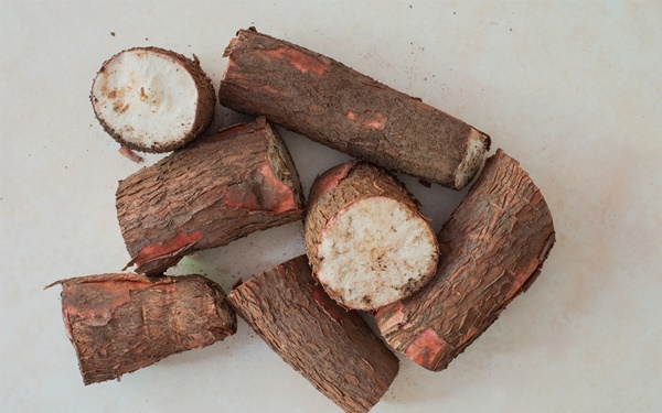 Loại củ xưa thường dùng làm lương thực chống đói của người Việt, nay thành đặc sản thơm nức bán khắp phố khi đông về-2