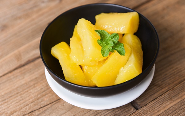 Loại củ xưa thường dùng làm lương thực chống đói của người Việt, nay thành đặc sản thơm nức bán khắp phố khi đông về-13