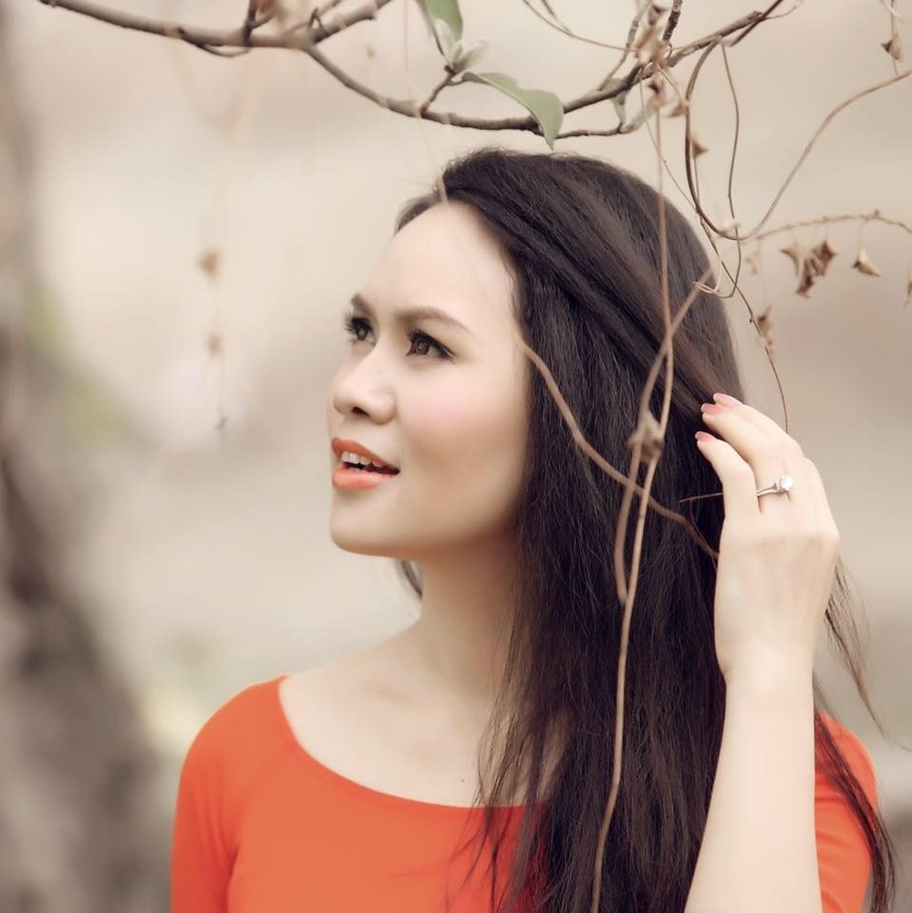 Nữ ca sĩ chuyên hát nhạc phim vừa được phong tặng NSND là ai?-9