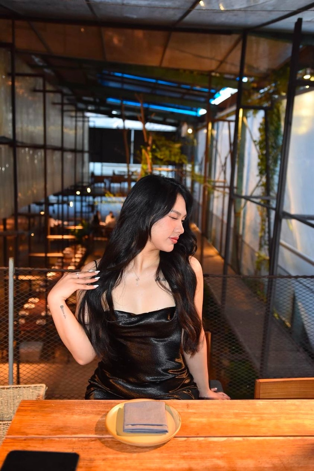 Cô gái chơi Ai là triệu phú được dân mạng truy tìm vì xinh đẹp-6