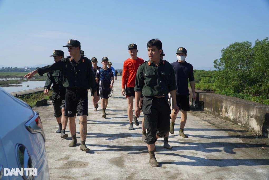 Hai phạm nhân trốn khỏi trại giam từng liều lĩnh phạm tội thế nào?-3