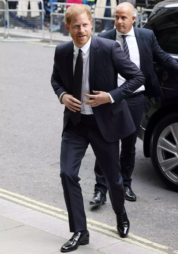 Harry: Tôi bị buộc phải rời Hoàng gia Anh-2