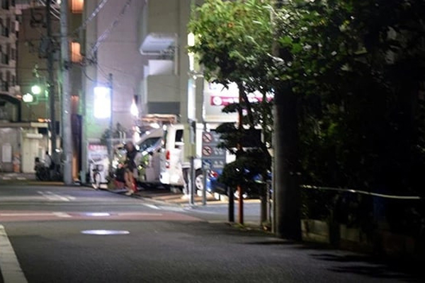 Xem camera, mẹ bật khóc rồi lập tức lái xe 10 tiếng trở về nhà khi chứng kiến hành động của con gái-4