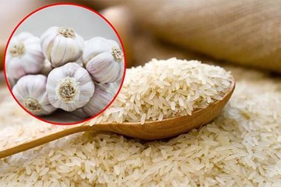 Bỏ ngay thứ này vào gạo, để cả năm không lo mối mọt