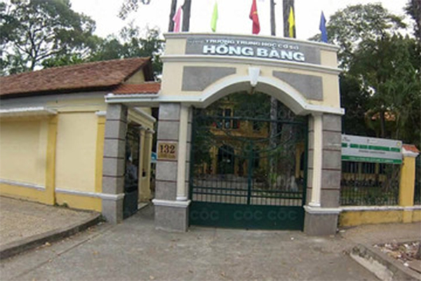 ‘Thời chúng tôi thấy thầy cô là phải khoanh tay chào từ xa’-2