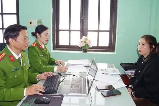 Bí mật bất ngờ sau nữ đại gia tiền tỷ, sống sang chảnh trong căn biệt thự