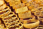 Giá vàng hôm nay 11/12/2023: Bán ra giảm, vàng SJC rớt mốc 74 triệu đồng/lượng-2
