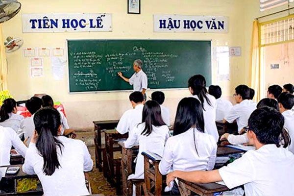Thông tin mới vụ học sinh lớp 8 ở TP.HCM bị giáo viên đánh gãy xương bả vai-2