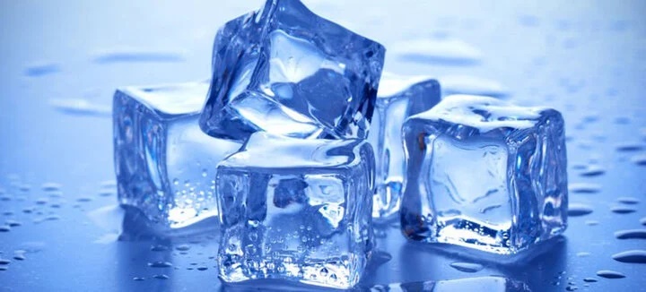 Thả một viên đá lạnh vào nồi canh có tác dụng gì?-2