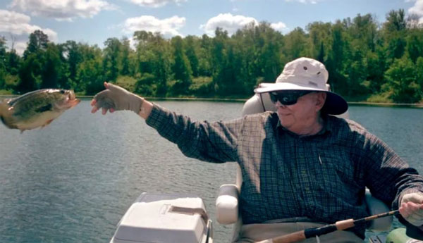 Khi mượn xe phải trả lại với bình xăng thật đầy: Bài học tỷ phú Mỹ dạy con-1