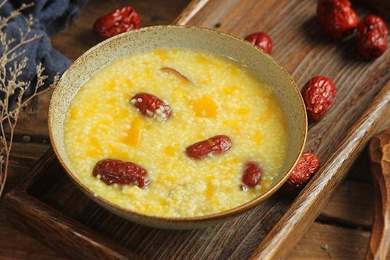 Hãy cho táo vào nấu cùng thứ này, mỗi ngày ăn một bát, sau 30 ngày bạn sẽ giảm được cân và da đẹp lên