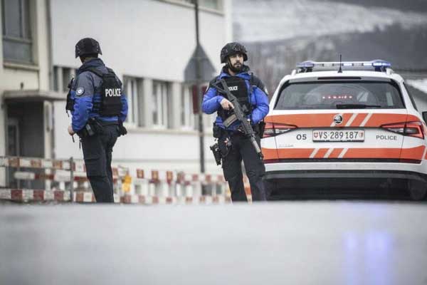 Nổ súng ở Thụy Sĩ khiến 2 người chết, 1 người bị thương-1