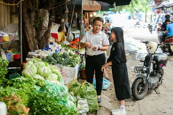 Cuộc sống của cặp vợ chồng mắc kẹt trong hình hài đứa trẻ-2