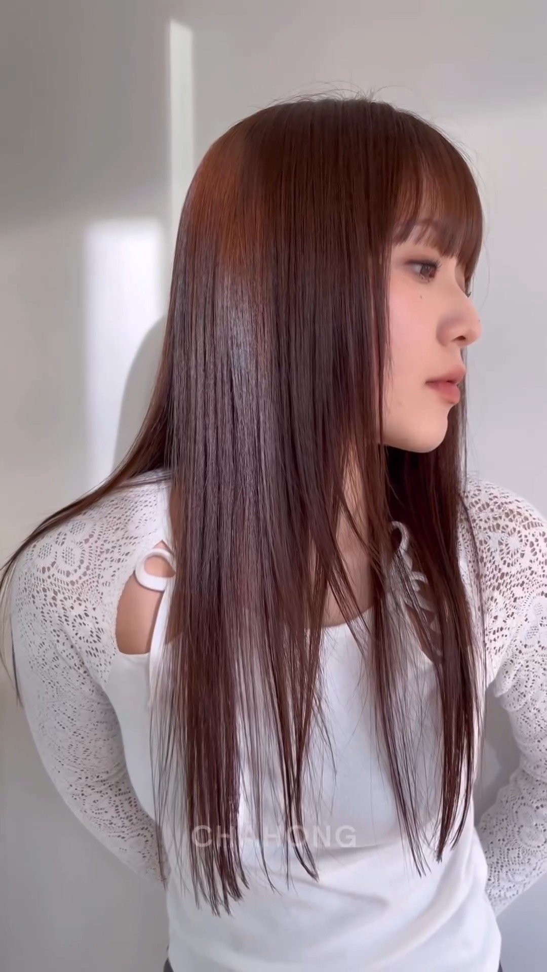 5 kiểu tóc nhuộm đỏ sang trọng và tôn da, đáng tham khảo cho dịp Tết-1