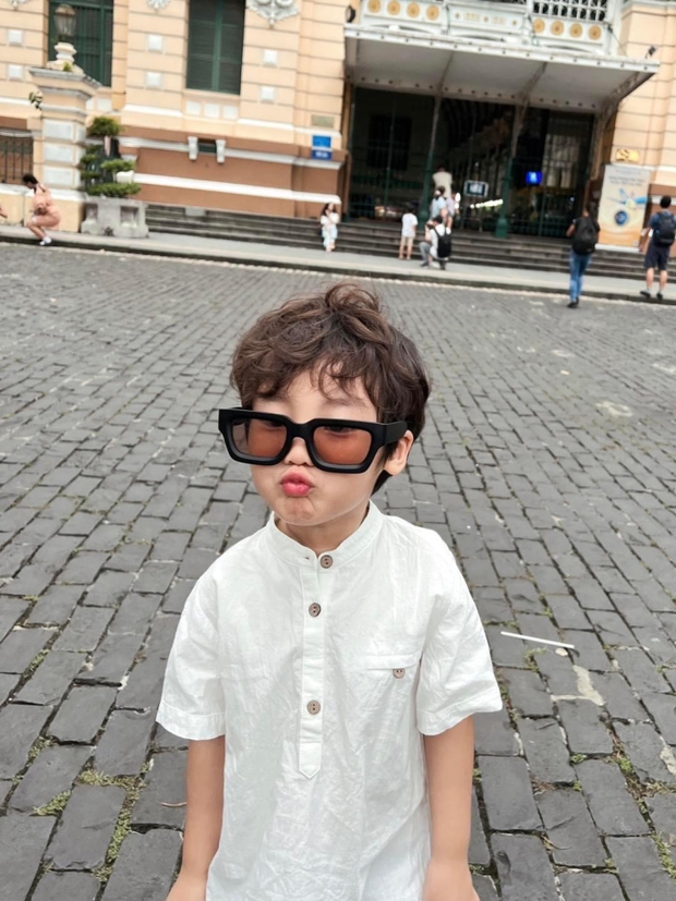 Hoà Minzy khoe ảnh hiếm con trai lúc 15 ngày tuổi, hiện tại lớn phổng phao thấy rõ - Ảnh 7. Hoà Minzy khoe ảnh hiếm con trai lúc 15 ngày tuổi, hiện tại lớn phổng phao thấy rõ-5