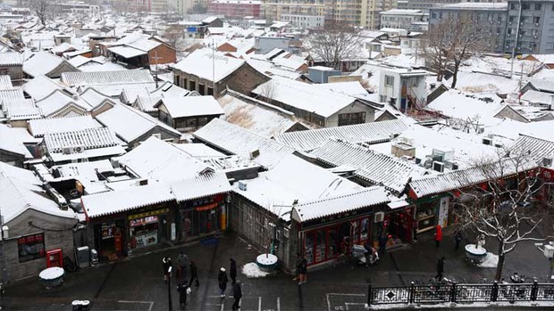 Trung Quốc: Tuyết đầu mùa bao phủ tạo nên cảnh tượng đẹp đến nao lòng tại Tử Cấm Thành-1