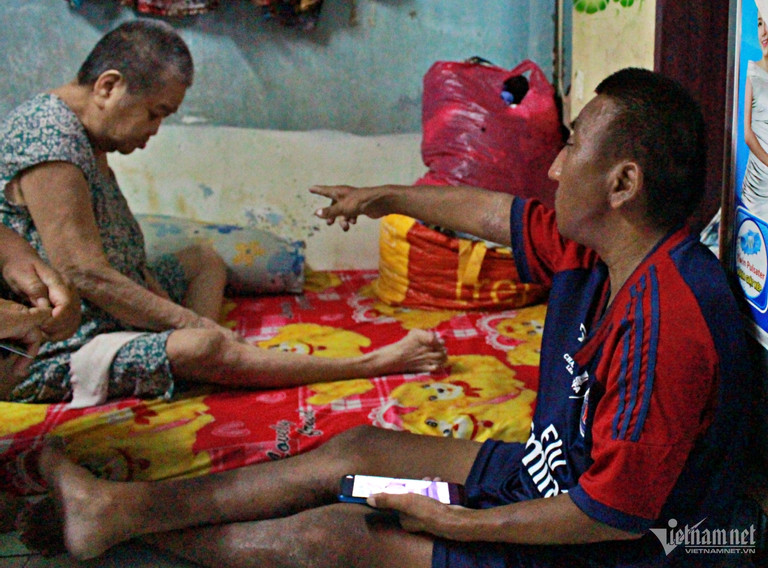 26 năm nuôi con riêng của chồng, người phụ nữ nhiều đêm không dám ngủ-3