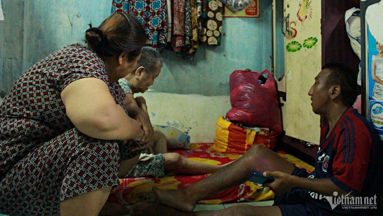 26 năm nuôi con riêng của chồng, người phụ nữ nhiều đêm không dám ngủ-5