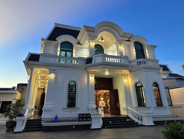 Văn Toàn mở tiệc tại nhà bạc tỉ ở quê khao họ hàng, thoải mái hát hò vui vẻ-2