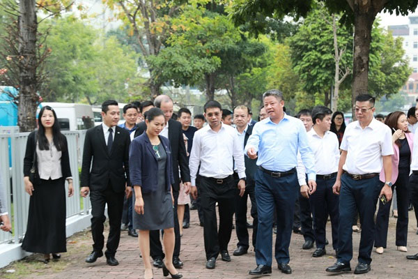 Triển khai thí điểm Sổ sức khỏe điện tử, Hồ sơ sức khỏe điện tử trên địa bàn Thành phố: Hoàn toàn khả thi và đang thực hiện đúng hướng-6