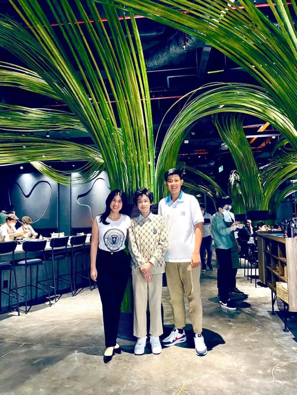 Sau 11 năm ly hôn Phước Sang, Kim Thư tay trắng thành bà chủ, cuộc sống giàu có, hạnh phúc bên bạn trai-4