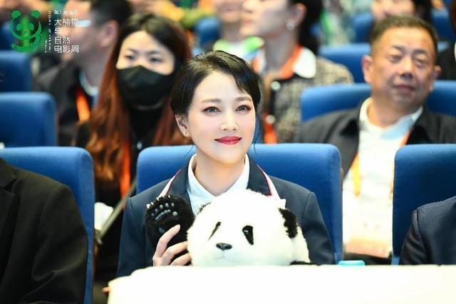 Xót xa trước loạt ảnh cuối cùng của Châu Hải My trước khi qua đời, vẫn còn tươi tắn và khỏe mạnh thế mà...-2