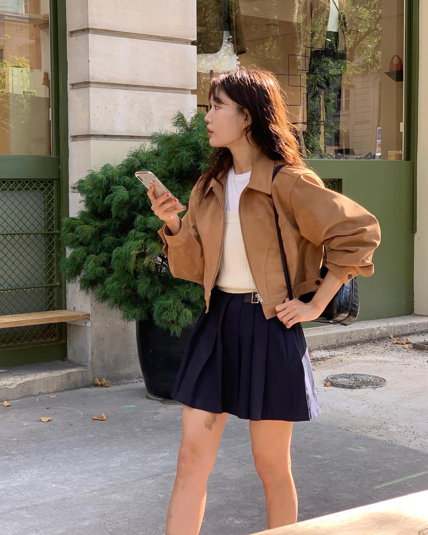 5 kiểu chân váy ngắn trẻ trung nên sắm để diện Tết-10