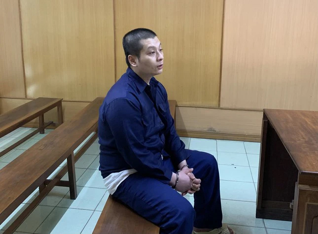 Cha già tử vong sau 10 ngày bị nghịch tử giam cầm, tra tấn trong phòng kín-1