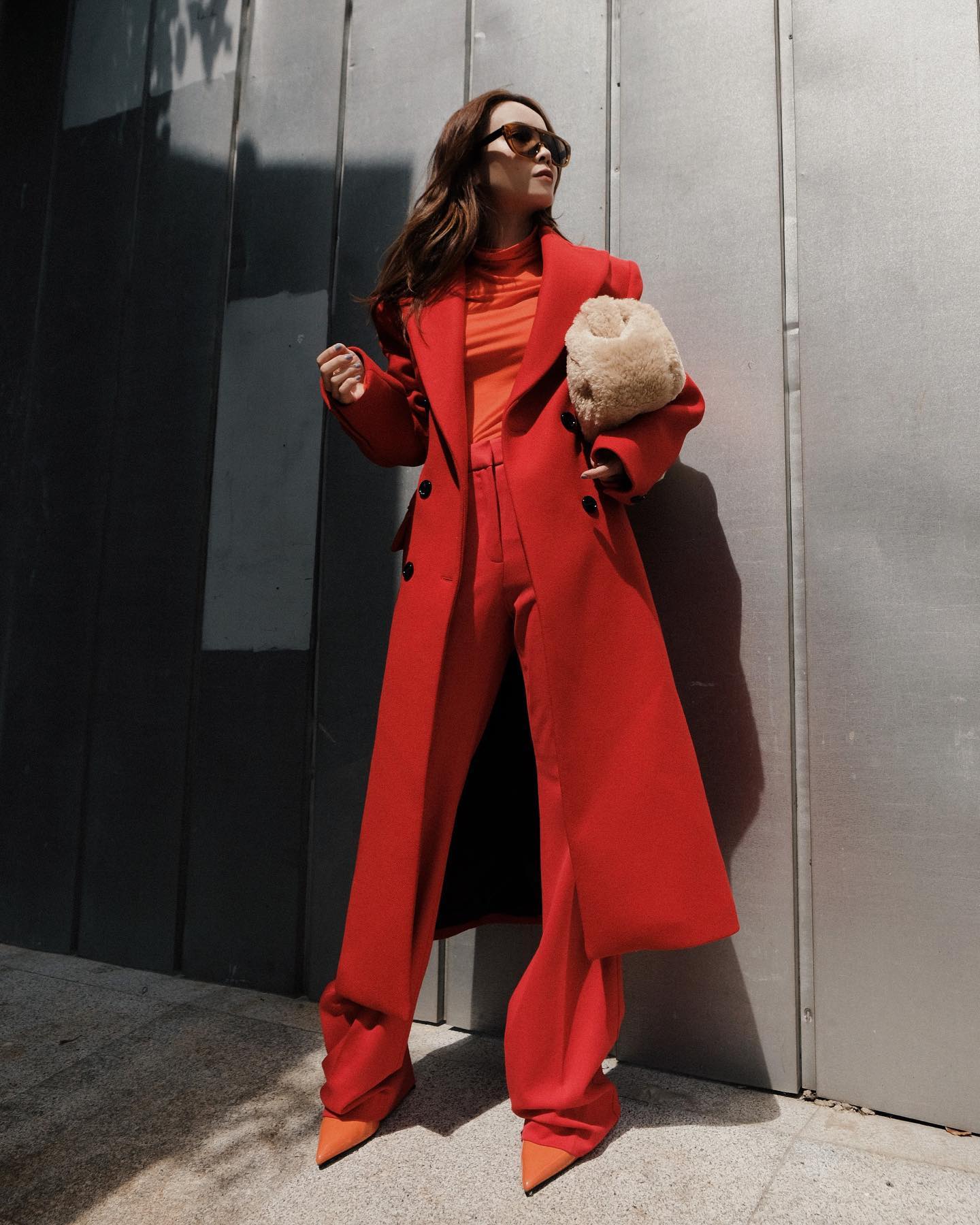 5 mẫu áo khoác sang xịn mịn, không thể thiếu trong tủ đồ của sao Việt-3