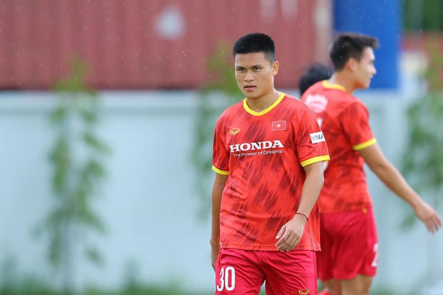 Không phải Quang Hải, Văn Hậu đây mới là cầu thủ có giá trị chuyển nhượng cao bậc nhất đội tuyển Việt Nam-1