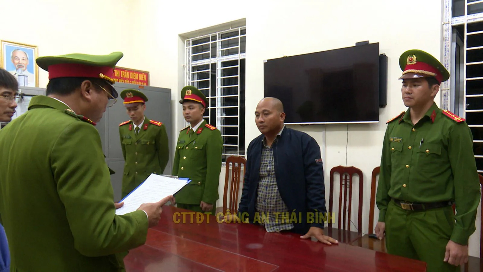 Vụ sập mái nhà đang xây làm 8 người thương vong: Khởi tố chủ nhà-1