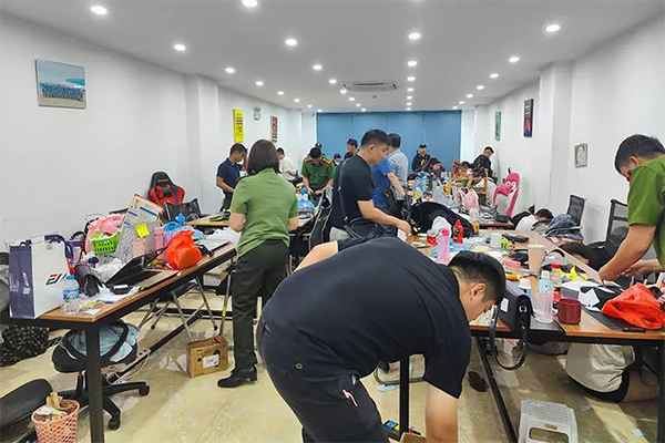 Đã bắt được 2 phạm nhân trốn trại cách biên giới Campuchia 1km-2