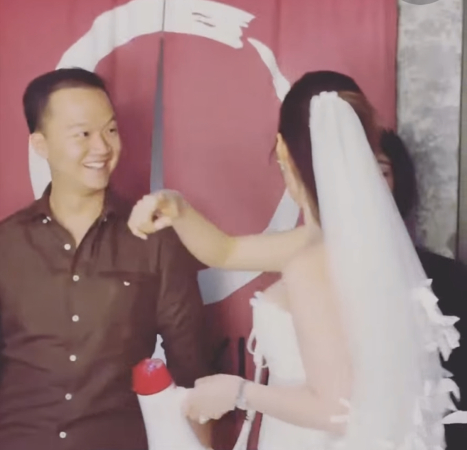 Tiệc độc thân của Diễm My 9X: Nhã Phương - Diệu Nhi và dàn sao góp mặt, cô dâu bị bóc 1 chuyện dở khóc dở cười-1