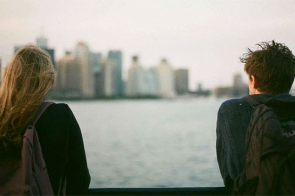 Chồng bỏ 7 triệu mua bộ bát đĩa về để ngắm khiến tôi tức ứa gan-2