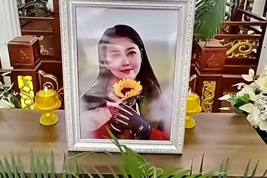 Những hình ảnh đầu tiên trong lễ tang của diễn viên Châu Hải My