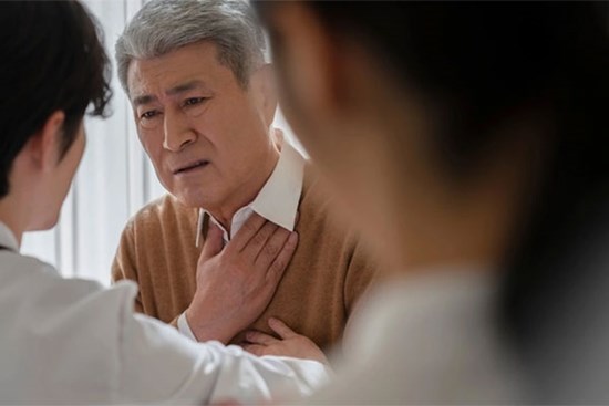 Trong cơn tức giận, tôi lỡ tay tát con dâu trước mặt cả gia đình