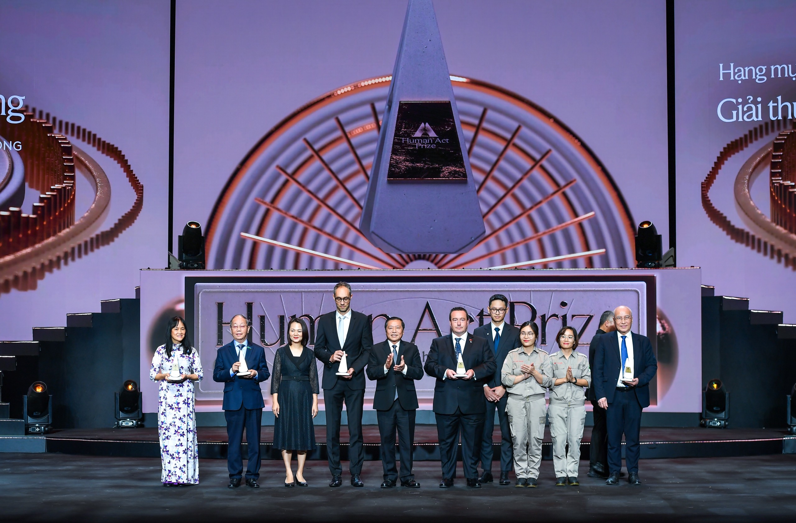 Vinamilk ‘thắng đậm’ tại Giải thưởng Hành động vì cộng đồng-1