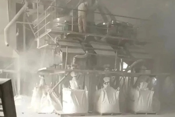 Bụi phổi khiến nhiều công nhân tử vong ở Nghệ An: Căn bệnh nghề nghiệp để lại nhiều di chứng nặng nề cho người lao động-1