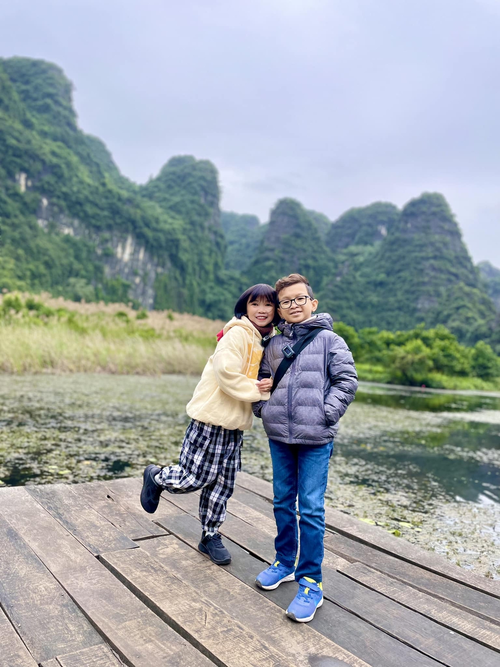 Đôi vợ chồng cao 1m20 sau 4 năm kết hôn: Mở công ty, cửa hàng kinh doanh, tặng nhau quà khủng-5