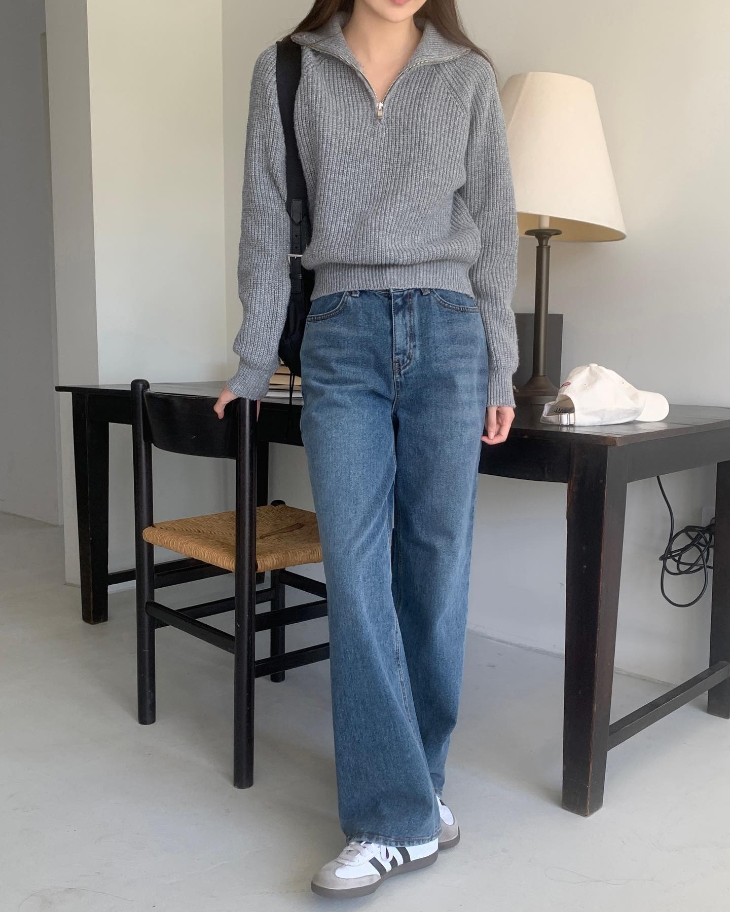 Quần jeans ống rộng đang dẫn đầu xu hướng và 10 cách diện chuẩn sành điệu-4