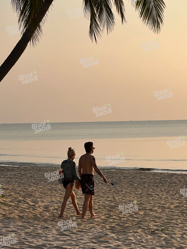 Tóm gọn Phương Ly - Andree hẹn hò, hôn nhau trên bãi biển Phú Quốc-3